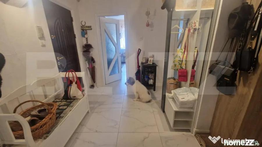 Apartament cu 4 camere decomandat în Central