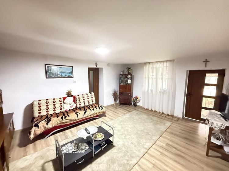 Casă individuală cu 2 camere cu Canalizare în Caporal Alexa
