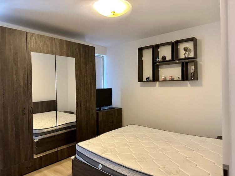 Apartament cu 3 camere decomandat în Giroc