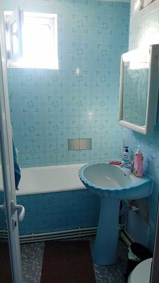 Apartament cu 2 camere decomandat în Micro 18