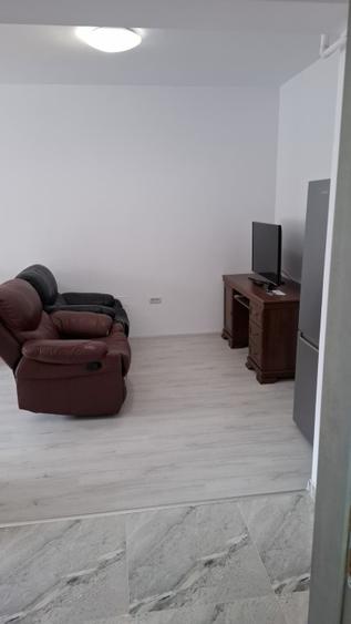 Apartament cu 2 camere decomandat în Militari