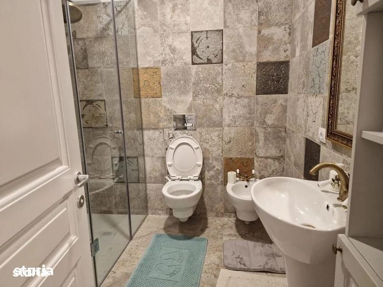 Apartament cu 4 camere în Central