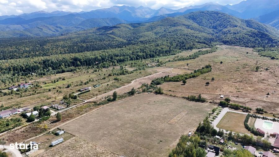 Teren de 900 mp, în Central
