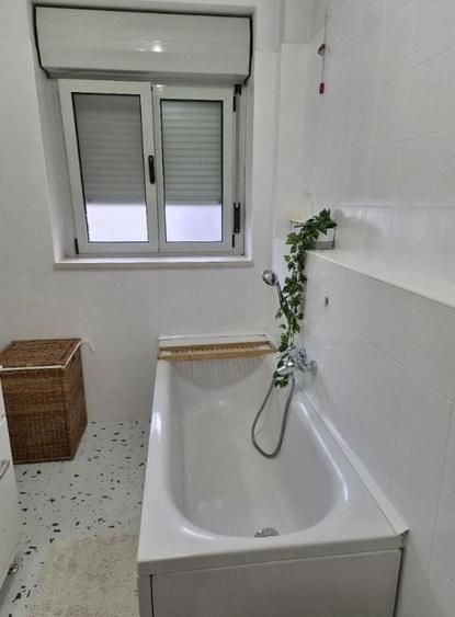 Apartament cu 2 camere decomandat, mobilat în Torontalului