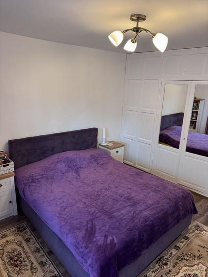 Apartament cu 4 camere decomandat în Tudor