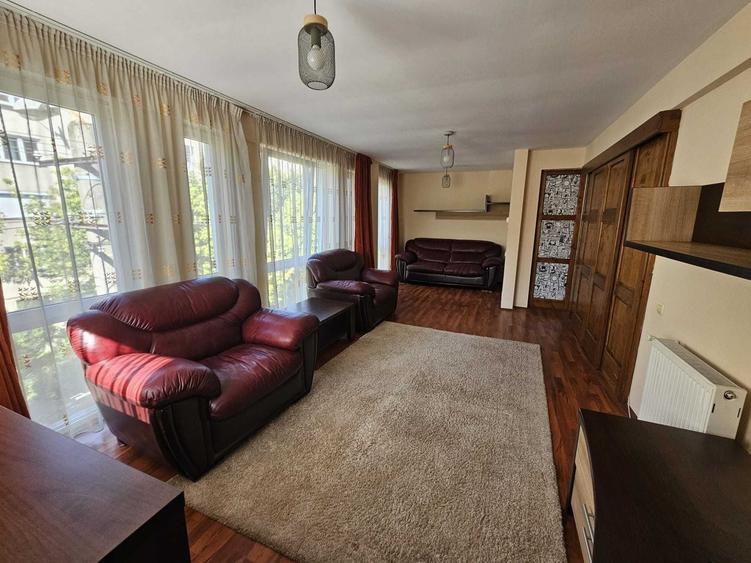 Inchiriez apartament 2 camere, str. Plopilor, in apropiere de Platinia, direct de la proprietar - 4