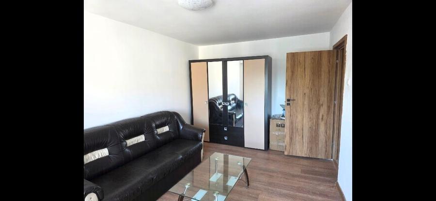Apartament cu 3 camere decomandat în Ultracentral