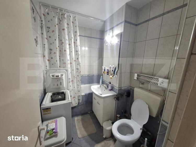 Apartament cu 2 camere decomandat în Micro 16
