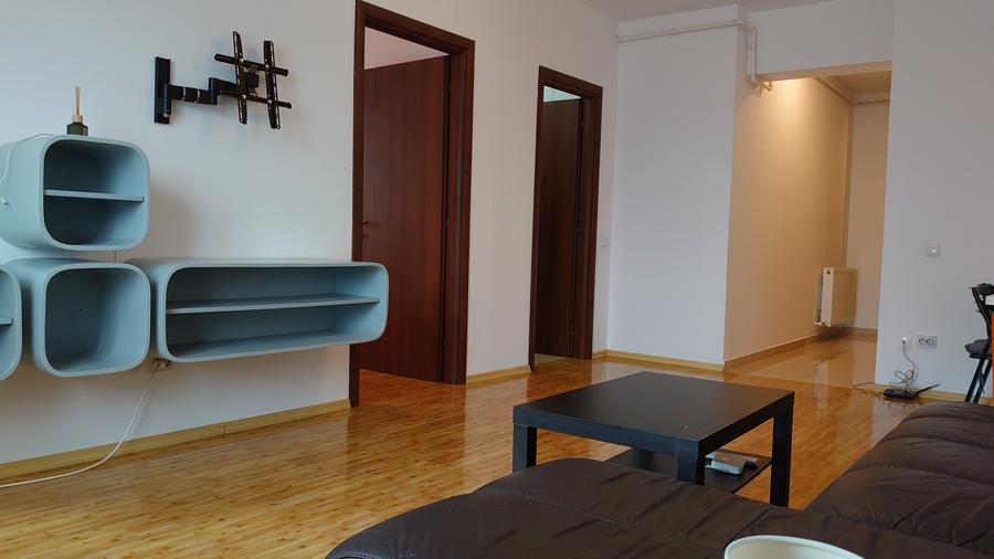 Apartament cu 2 camere semidecomandat în Bucureștii Noi