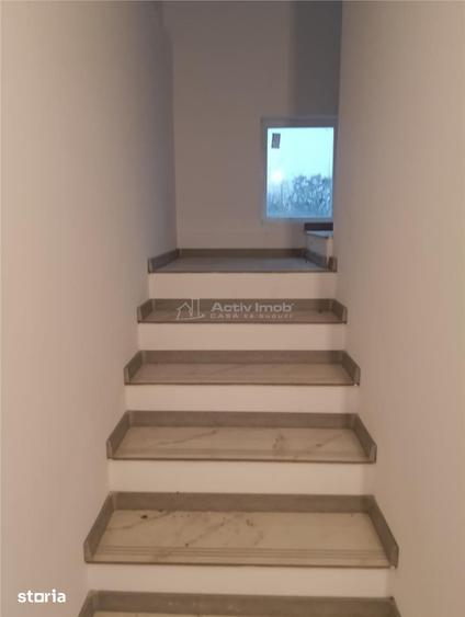 Casă cu 3 camere cu Teren 300 Mp în Central