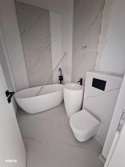 Apartament cu 2 camere decomandat în Lumina