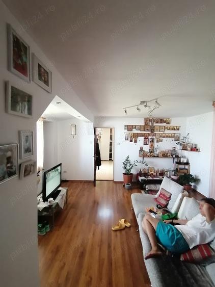 Casă cu 8 camere cu Teren 220 Mp în Berceni