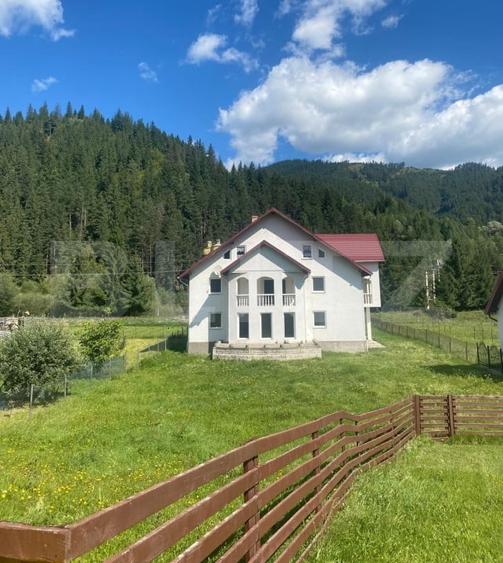 Vilă cu etaj de vânzare în Pojorâta - 1
