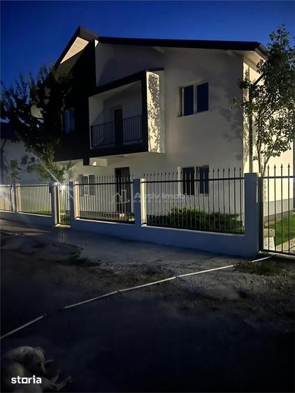 Casă cu 3 camere cu Teren 300 Mp în Central