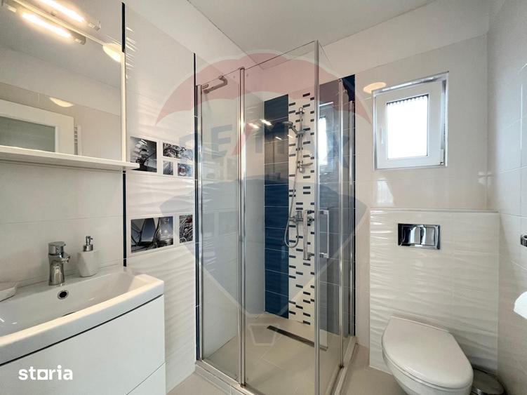 Apartament cu 4 camere în Central