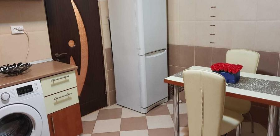 Garsonieră decomandată în 13 Septembrie