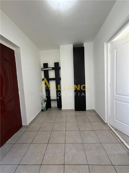 Apartament cu 2 camere semidecomandat în Progresul