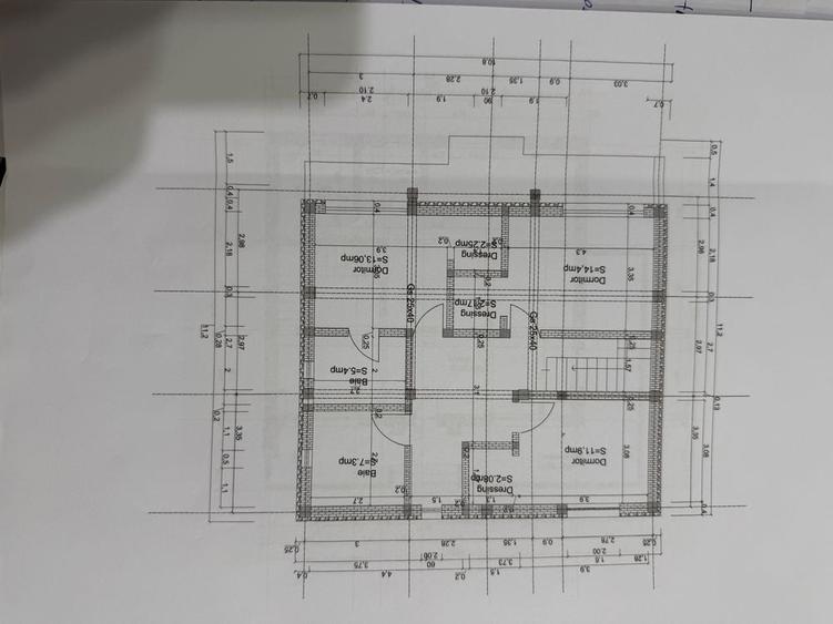 Spațiu comercial, în Central