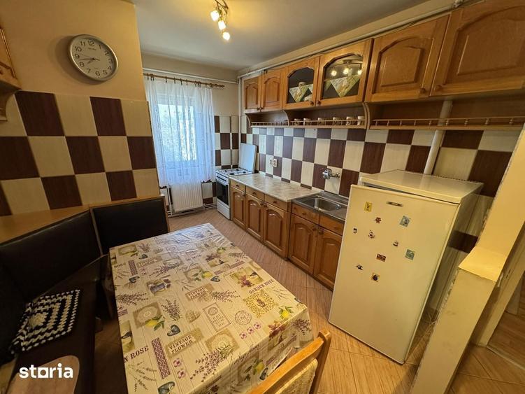 Apartament cu 2 camere decomandat în Soarelui