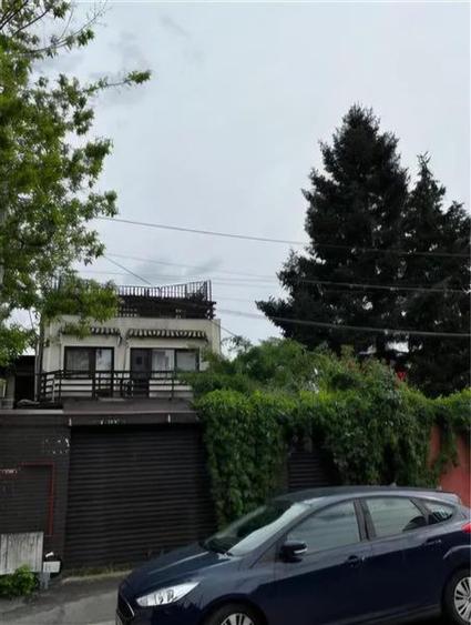 Casă individuală cu 4 camere cu Canalizare în Floreasca