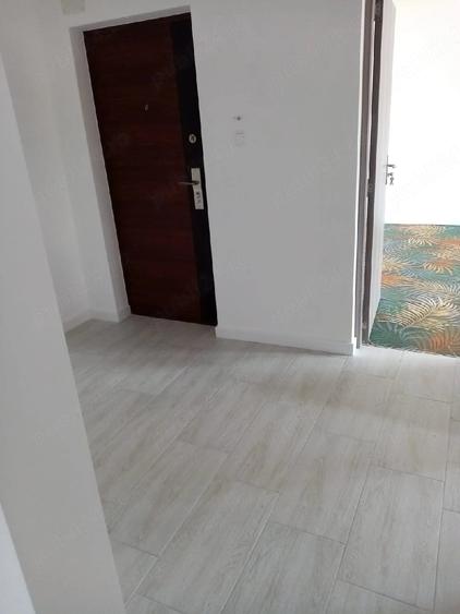 Apartament cu 4 camere decomandat în Cetate