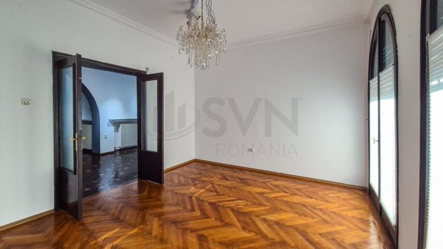 Spațiu comercial, de 170 mp, în Central