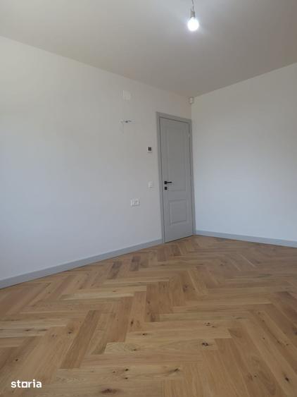 Casă cu 5 camere cu Teren 357 Mp în Central