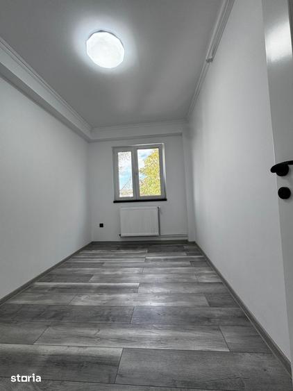 Apartament cu 3 camere în Tătărași