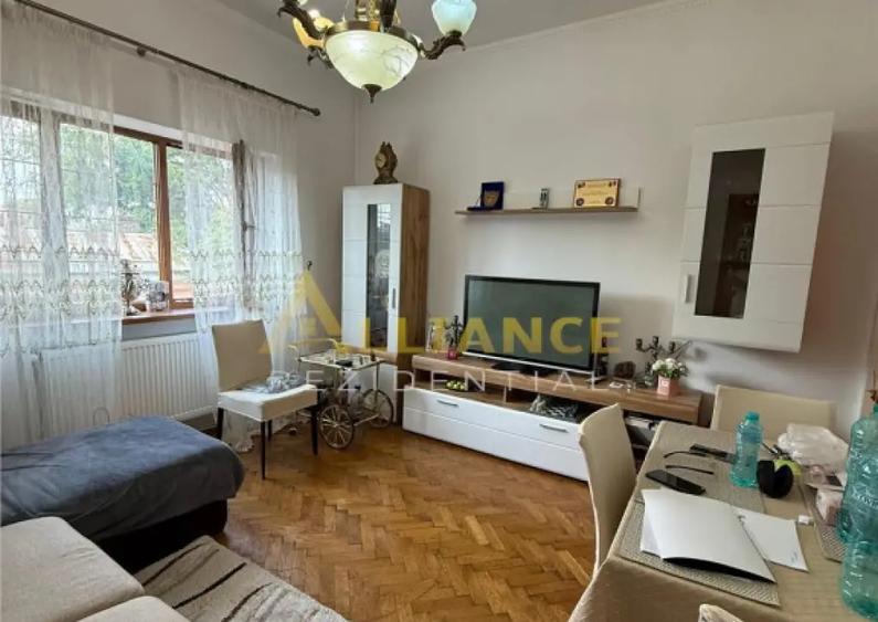 Apartament 2 camere etaj 1 zona Unirii centrala perfect pent - 12