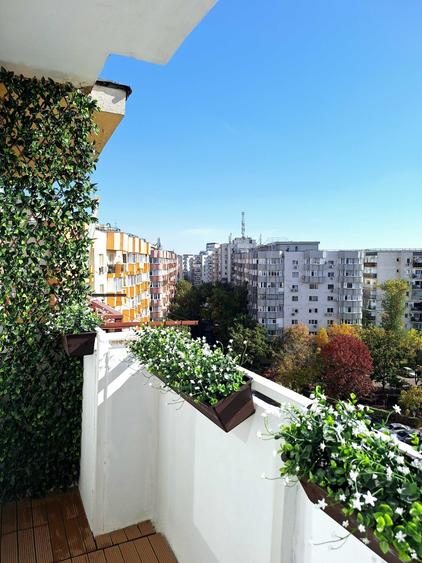 Garsonieră decomandată în Nerva Traian