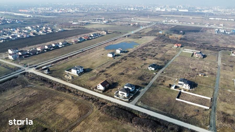 Teren de 612 mp, în Plopi