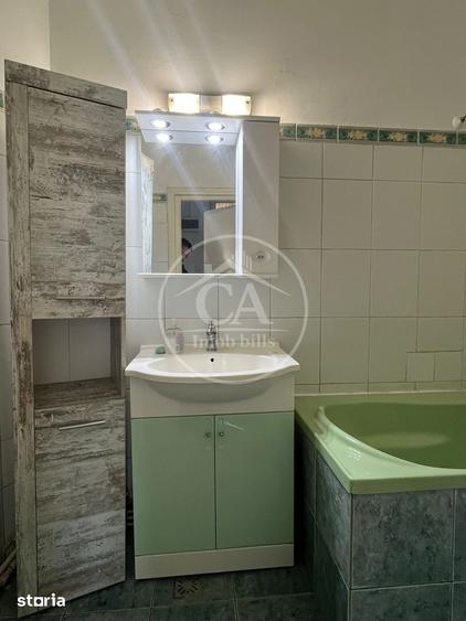 Casă cu 3 camere decomandat cu Teren 250 Mp în Central