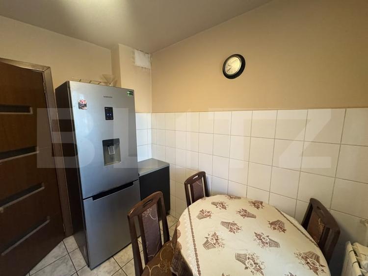 Apartament cu 2 camere decomandat, mobilat în Lunei