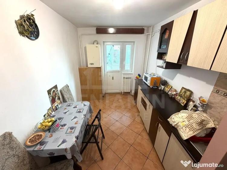 3 camere decomandat etaj 2 - Ciuperca - 74mp - centrala t... - 9