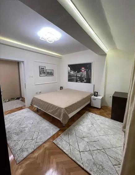 Garsonieră decomandată în Eroii Revoluției
