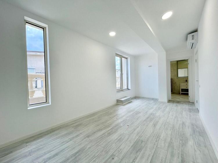Apartament cu 4 camere decomandat în Herăstrău