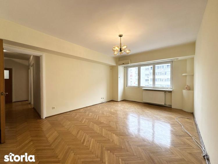 Apartament cu 4 camere semidecomandat în Grivița