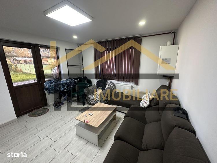 Casă cu 6 camere cu Teren 290 Mp în Criș