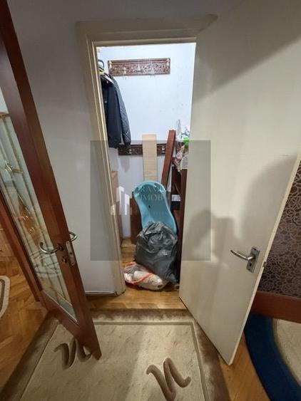 Apartament cu 3 camere semidecomandat, mobilat în Alexandru Obregia