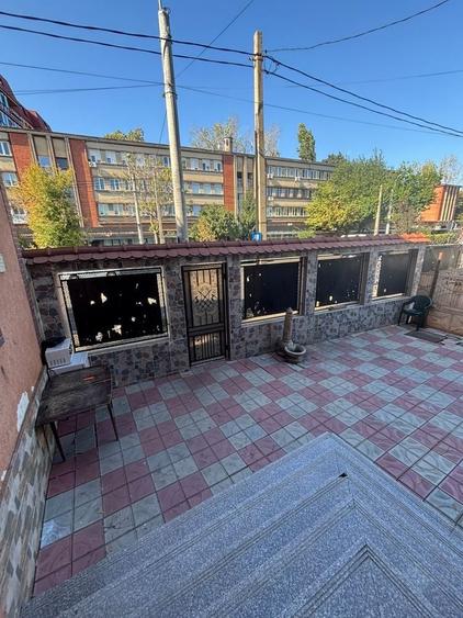 Casă cu 4 camere cu Teren 700 Mp în Ferentari
