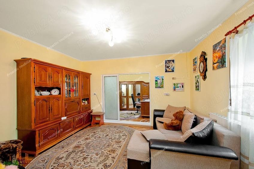 Casă cu 4 camere cu Teren 310 Mp în Central