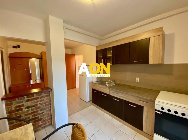 Apartament cu 2 camere decomandat, mobilat în Cetate