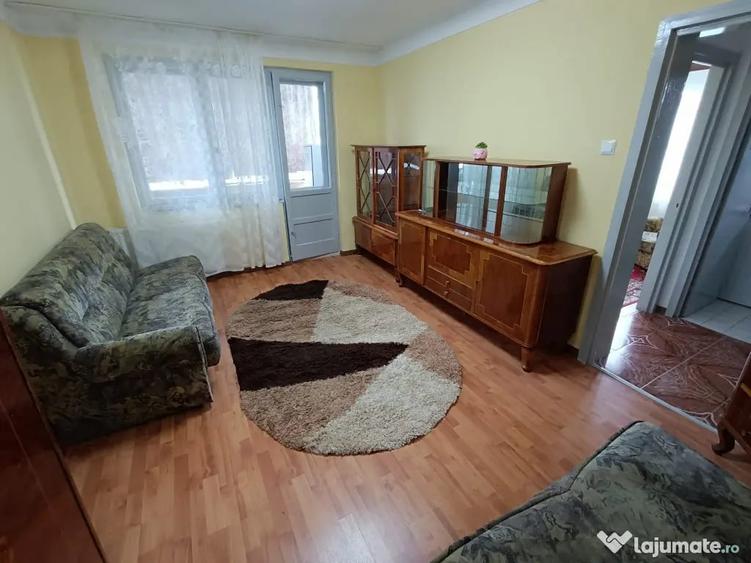 Apartament cu 2 camere semidecomandat în Central
