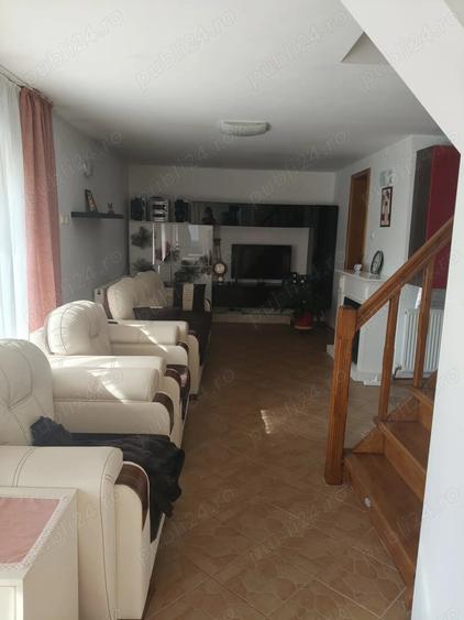 Casă cu Teren 1000 Mp în Mircea Vodă