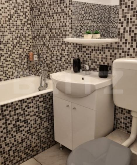 Apartament cu 3 camere decomandat în Nufărul