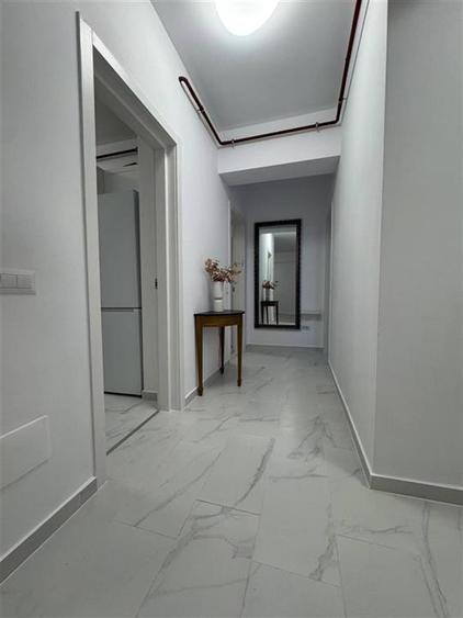 Apartament cu 2 camere decomandat, mobilat în Podu Roș