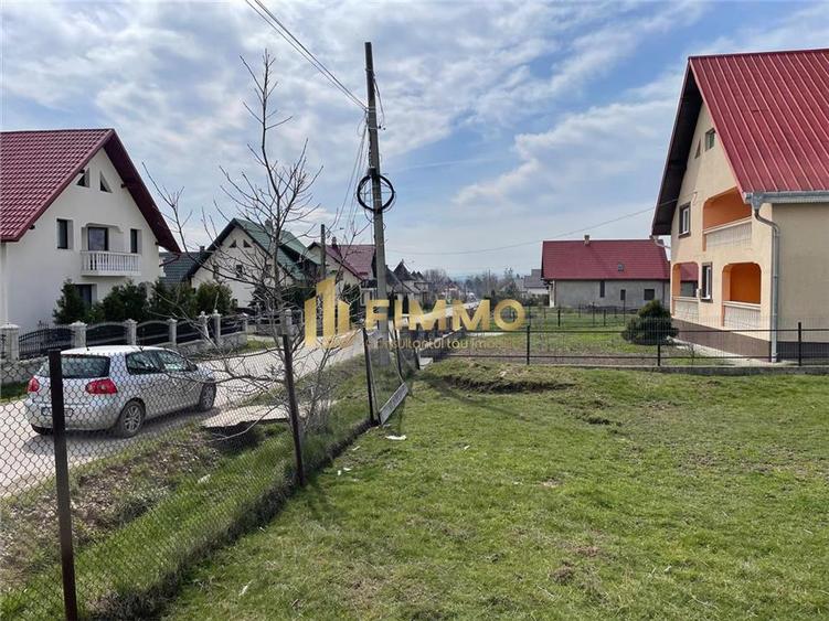 Teren Construcții intravilan de 1877 mp, în Horodnic de Jos