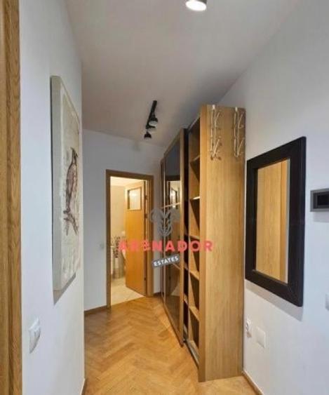 Apartament cu 2 camere, mobilat în Titan
