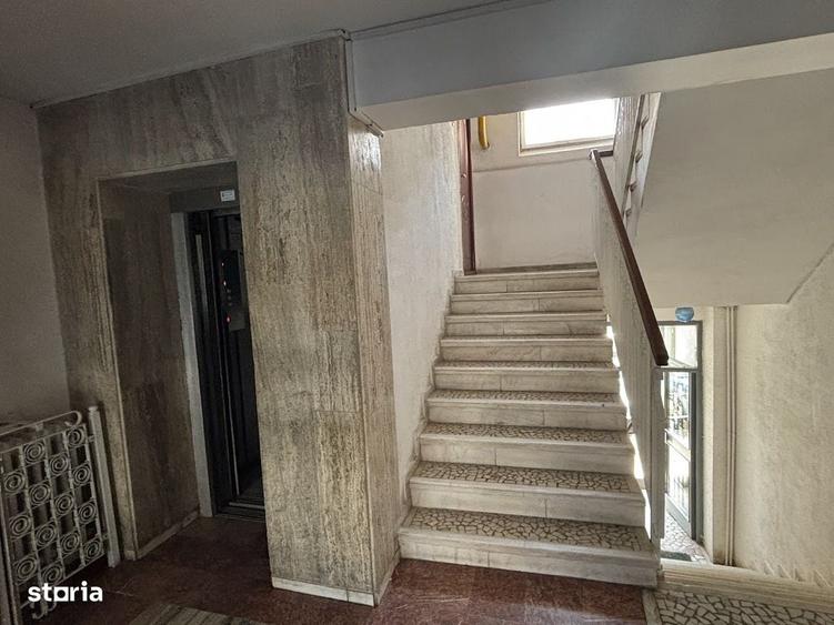 Apartament cu 3 camere decomandat, mobilat în Libertății