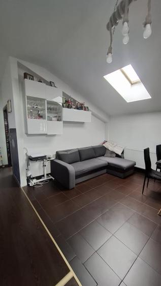 Apartament cu 3 camere semidecomandat, mobilat în Florești — fotografia 1